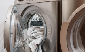 一人暮らしならコレで十分！おすすめのコスパ最強の洗濯機10選